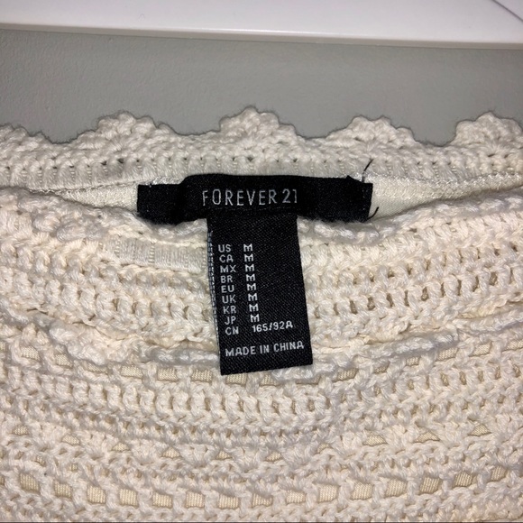 Lace crop top - Picture 3 of 3